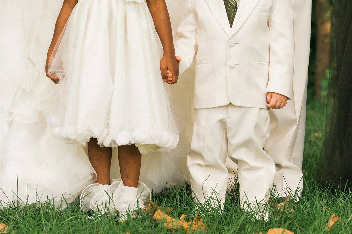 EventsLuxe Midwest Tuscan Winery Wedding kids 2