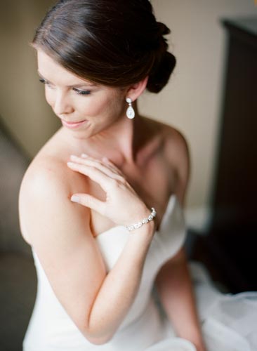 Bride getting ready | Events Luxe Weddings